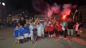 15 TEMMUZ DEMOKRASİ MEYDANINDA ETKİNLİKLER BİTMİYOR