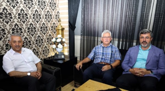 ANAYASA MAHKEMESİ ÜYESİ M. AKINCI´DAN ZİYARET