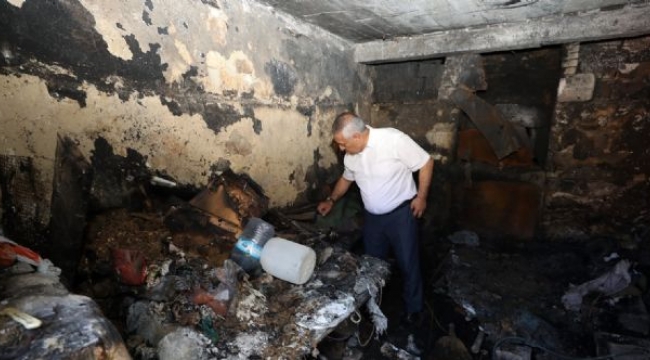 BAŞKAN ZEYBEK YANGINDA ZARAR GÖREN AİLELERİ ZİYARET ETTİ