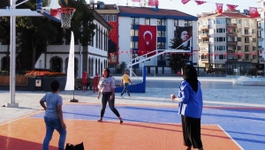 GENÇLER YOĞUN İLGİ GÖSTERDİ..