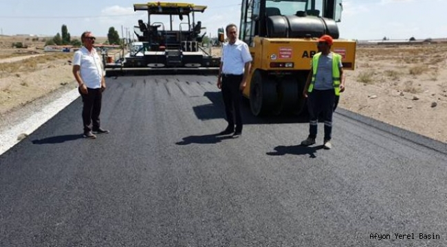 Köy Yollarına Önem Veriliyor