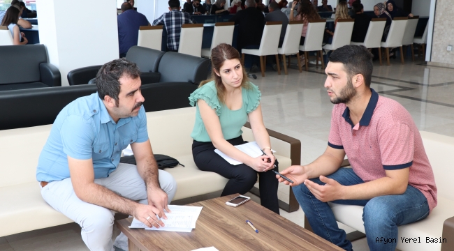 UYGULAMALI GİRİŞİMCİLİK EĞİTİMİ İÇİN MÜLAKAT YAPILDI