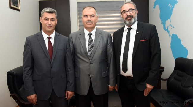 ULUSLARARASI İLİŞKİLER UYGULAMA VE ARAŞTIRMA MERKEZİNDE DEVİR TESLİM TÖRENİ DÜZENLENDİ