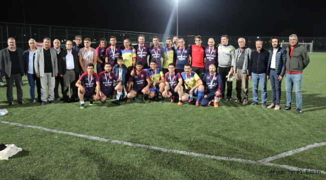 FUTBOLDA ŞAMPİYON DERVİŞOĞLU