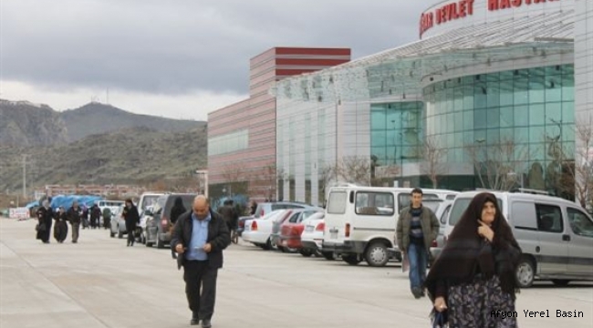 YEMEKTEN ZEHİRLENEN ÖĞRENCİLER HASTANEYE SEVK EDİLDİ..!