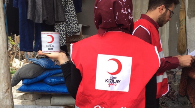 İscehisarda erzak dağıtımı