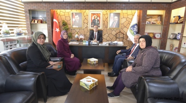 KIZILÖREN İLÇE TEŞKİLATINDAN BAŞKAN MUSTAFA ÇÖL'E ZİYARET