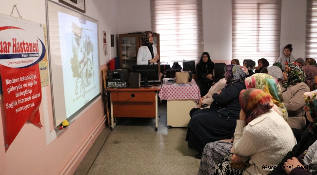 Nurettin Karaman İlköğretim Okulunda Velilere seminer..