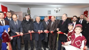  BAŞKAN MEZUN OLDUĞU OKULDA TURŞU VE SPOR ATÖLYESİ´NİN AÇILIŞINA KATILDI