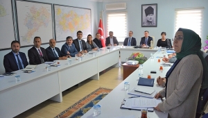  Dinar'da Kadına Yönelik Şiddetle Mücadele Toplantısı Yapıldı