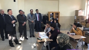  Dinar Kaymakamı Selami Kapankaya Okulları Ziyaret Ediyor