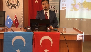 Doğu Türkistan Milli Meclisi Başkanı Seyit Tümtürk Konferans verdi