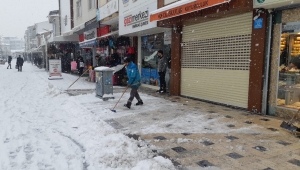 Emirdağ’da karla mücadele çalışması başladı