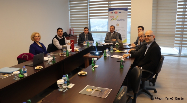 KOBİ AKADEMİSİ PROJESİ KAPANIŞ TOPLANTISI GERÇEKLEŞTİRİLDİ
