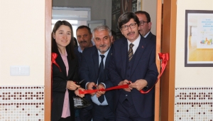 Kurdeleyi birlikte kestiler..