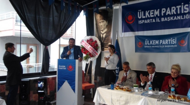 ÜLKEM PARTİSİ AFYONKARAHİSAR İL BAŞKANI KADİR UYSAL ISPARTA MERKEZ İLÇE KONGRESİNE KATILDI
