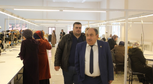 Kasaba halkı Başkan Demirel’e teşekkür etti
