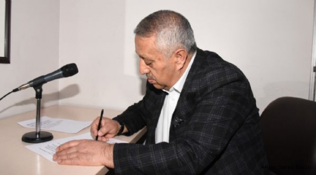 BAŞKAN ZEYBEK, AFYONKARAHİSAR HALKINA SESLENDİ