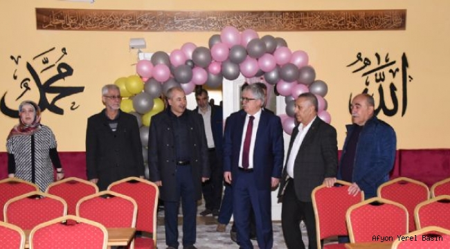 BAŞKAN ZEYBEK´TEN KUR´AN KURSU´NA ZİYARET