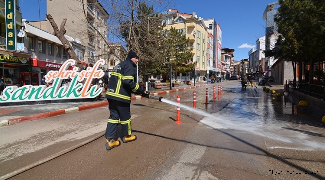 DEZENFEKTE ÇALIŞMALARI TÜM HIZIYLA DEVAM EDİYOR