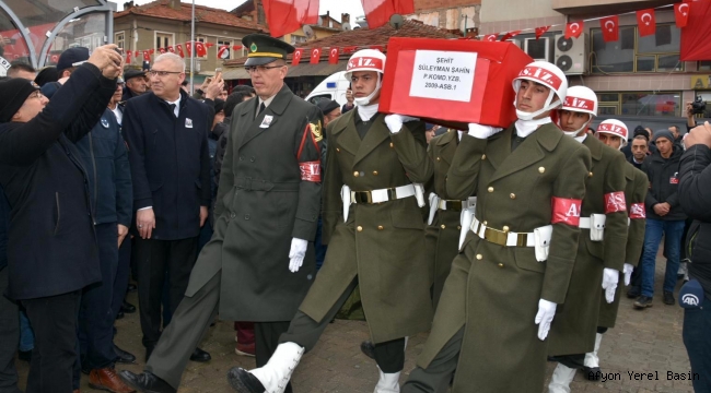 İdlib Şehidi Süleyman Şahin Dualar ve Gözyaşlarıyla Toprağa Verildi