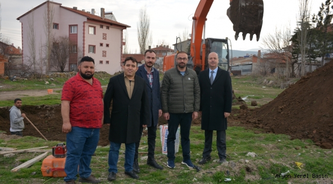 Keşkek Evi İçin İlk Kazma Toprağa Vuruldu