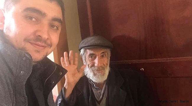 Muhtar Yaşlılarıın Maaşlarını, İlaçlarını temin ediyor..