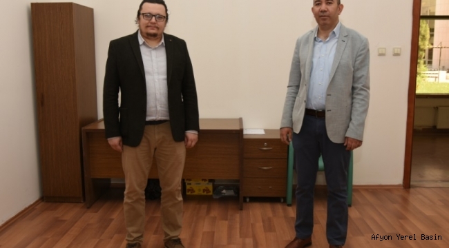 AKÜSEM'de Bayrak Değişimi