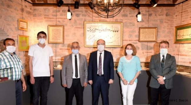 TÜRK İSLAM SANATLARI GALERİSİ GÖZ KAMAŞTIRIYOR