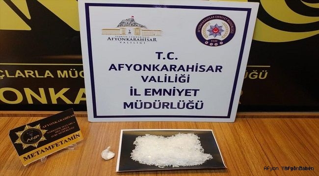 UYUŞTURUCU TİCARETİ YAPTIĞI ÖNE SÜRÜLEN 5 ZANLI TUTUKLANDI