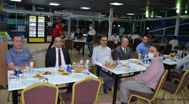 KAYMAKAM ABDULLAH YÜKSEL İÇİN VEDA YEMEĞİ DÜZENLENDİ