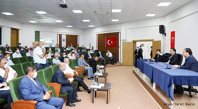 Yeni Valimiz Dinar’a Geldi, Ancak Çoğu Kimsenin Haberi Olmadı