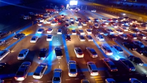 ARABA’DA SİNEMA KEYFİ DEVAM EDİYOR..