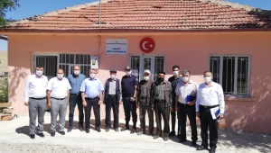 Bolvadin Kaymakamı Adem Öztürk Köylerde Yapılan Çalışmaları İnceledi.