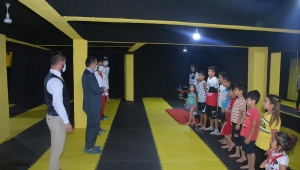 EMİRDAĞ KAYMAKAMI OSMAN BİLİCİ GÜÇLÜ GENÇLER SPOR KULÜBÜ’NÜ ZİYARET ETTİ. 