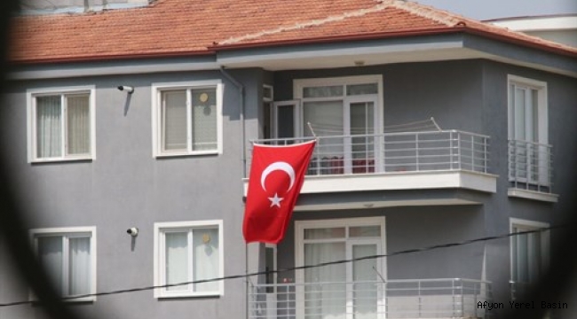 Ev Ve İşyerlerimizi Bayraklarla Donatalım!