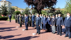 Zafer Bayramının 98. Yılı Törenle Kutlandı.