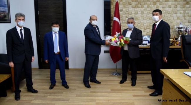 AHİLİK KOMİTESİNDEN BAŞKAN ZEYBEK´E ZİYARET.