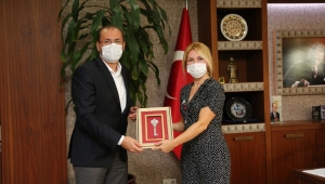 Akdeniz Üniversitesi Rektörü Özkan’a Ziyaret.