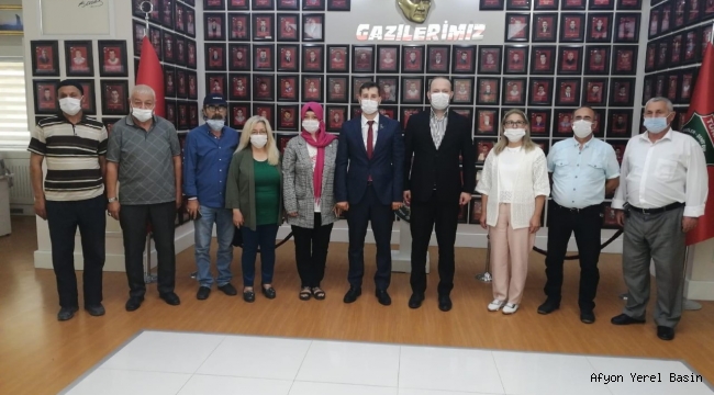 İYİ Parti Merkez İlçe’den “hayırlı olsun” ziyareti