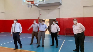 Kaya, İlçe Gençlik Merkezi'nde İncelemelerde Bulundu.