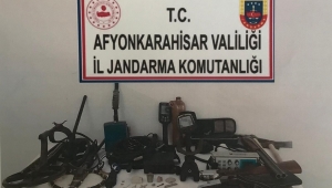  KIZILÖREN KÖYÜNDE TARİHİ ESERLER ELE GEÇİRİLDİ.