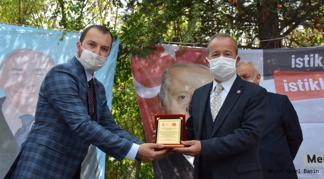 MHP'de Kartal, güven tazeledi