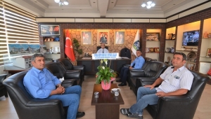 YIPRAK MUHTARINDAN ,BAŞKAN ÇÖL'E TEŞEKKÜR ZİYARETİ.