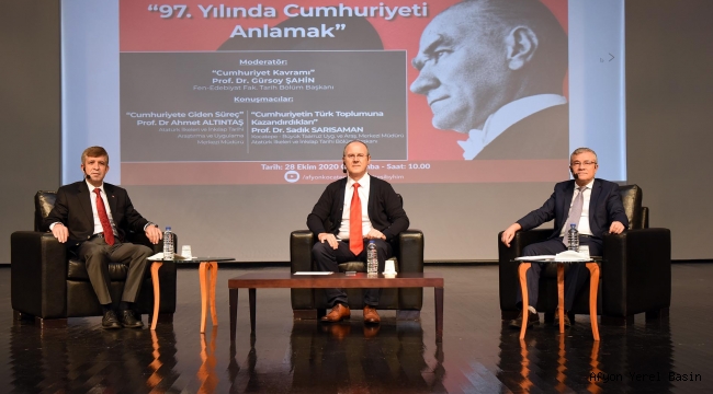 97. Yılında Cumhuriyeti Anlamak Paneli Çevrim İçi Olarak Yapıldı