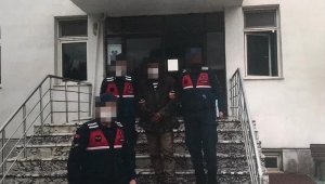 PKK TERÖR ÖRGÜTÜ ÜYESİ TARLADA ÇALIŞIRKEN YAKALANDI