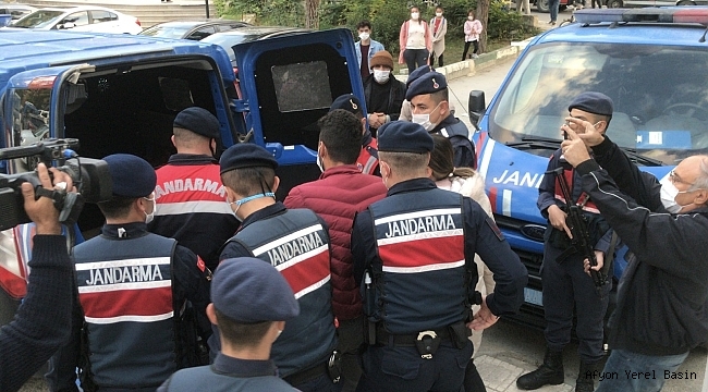 Mahkemede 2'si tutuklu 5'i serbest kaldı