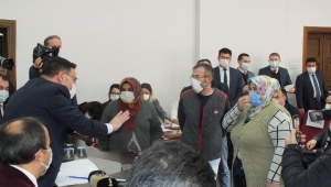 ARALIK AYI HALK TOPLANTISI VALİ ÇİÇEK BAŞKANLIĞINDA YAPILDI..