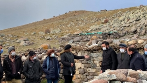 Köksal: Altın aramak için köylülerin ağıllarını yıkmayın