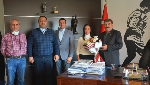 Personelden Başkan Sarı’ya Anlamlı Ziyaret